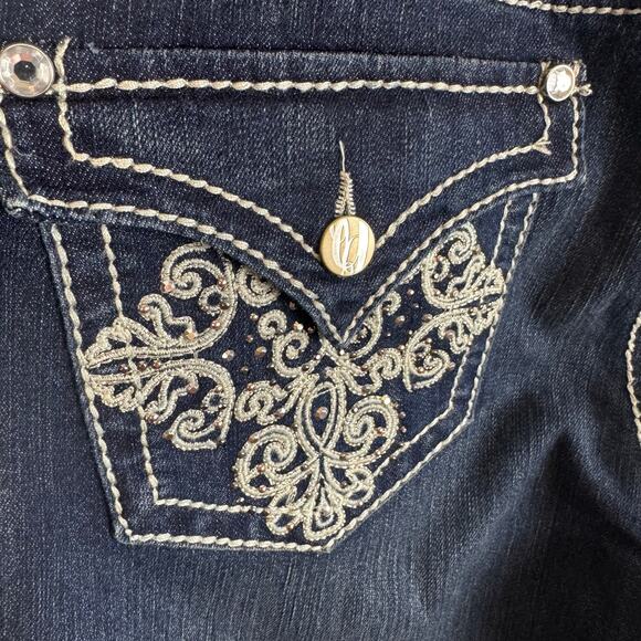 Nine West Dark Wash Embroidered Capri Jeans 12 - Picture 3 of 9